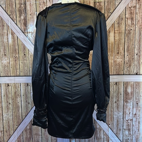 Elegant Black Satin Dress size Small (I) - Picture 6 of 6